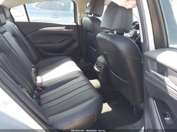 JM1GL1VM1J1333066 2018 MAZDA 6 - Image 8