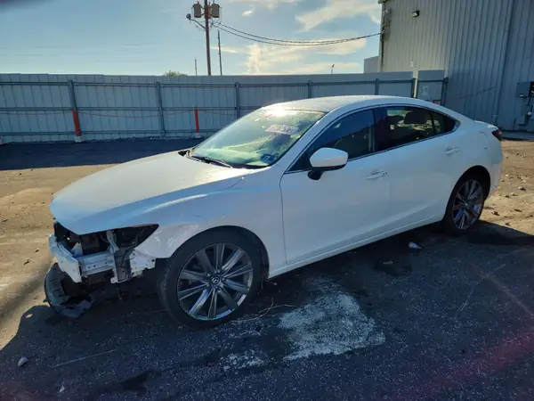JM1GL1VM1J1334766 2018 MAZDA 6 - Image 1