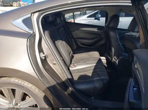 JM1GL1VM1K1500169 2019 MAZDA 6 - Image 8