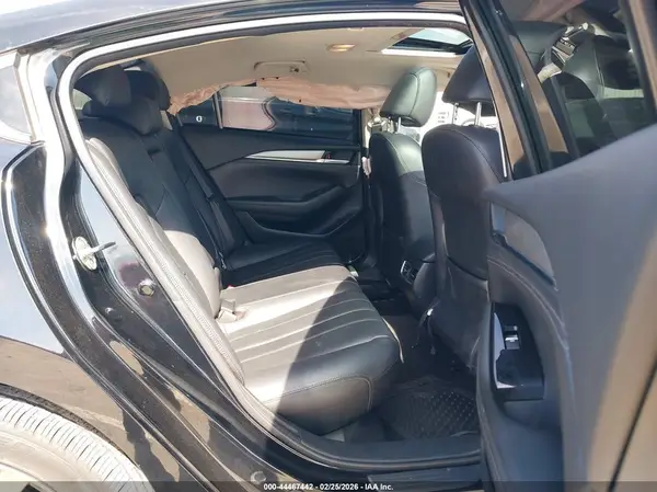 JM1GL1VM2J1306927 2018 MAZDA 6 - Image 8