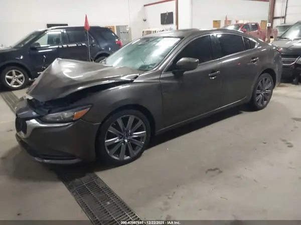 JM1GL1VM2J1307673 2018 MAZDA 6 - Image 2