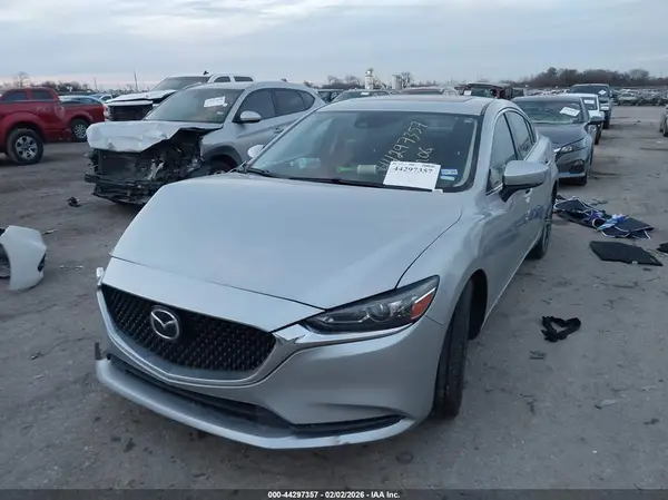 JM1GL1VM2J1310525 2018 MAZDA 6 - Image 2