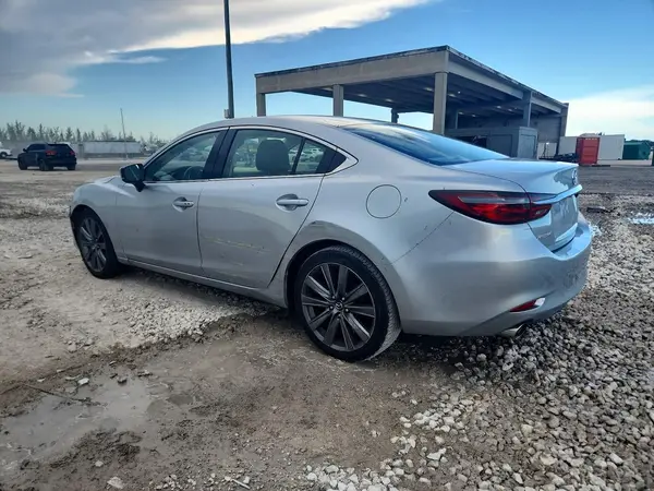 JM1GL1VM2J1323565 2018 MAZDA 6 - Image 2