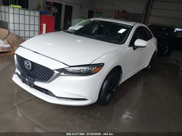 JM1GL1VM3J1328516 2018 MAZDA 6 - Image 2