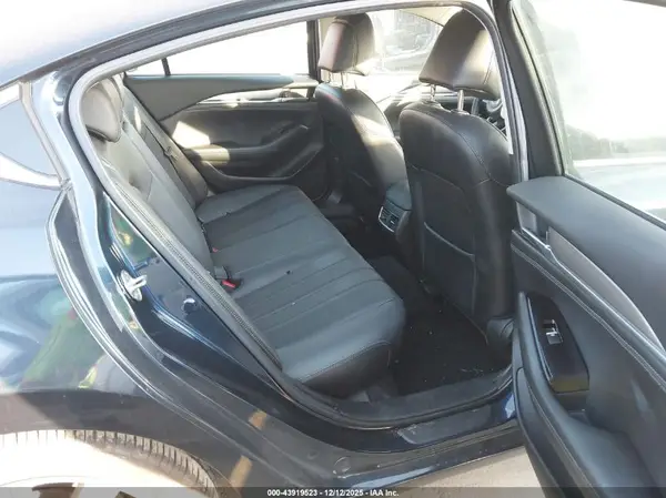 JM1GL1VM3L1527536 2020 MAZDA 6 - Image 8
