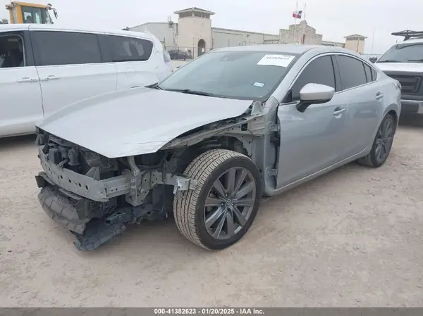 JM1GL1VM4J1308002 2018 MAZDA 6 - Image 2