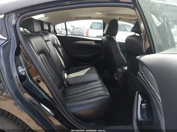 JM1GL1VM4J1331960 2018 MAZDA 6 - Image 8