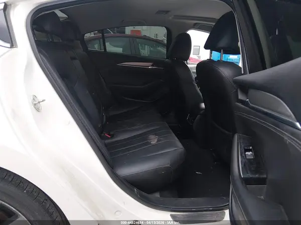 JM1GL1VM5J1304489 2018 MAZDA 6 - Image 8