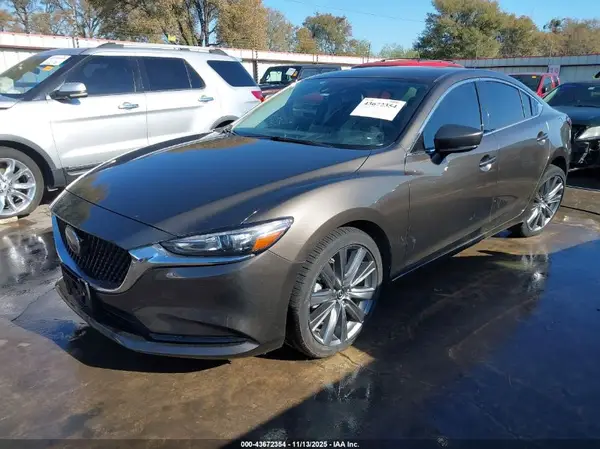 JM1GL1VM5J1329392 2018 MAZDA 6 - Image 2