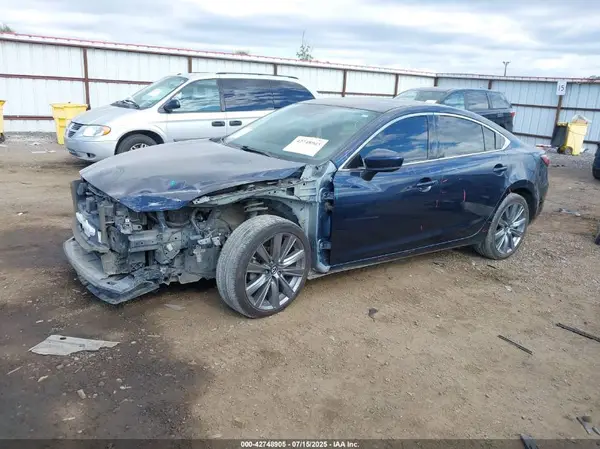 JM1GL1VM5K1506623 2019 MAZDA 6 - Image 2