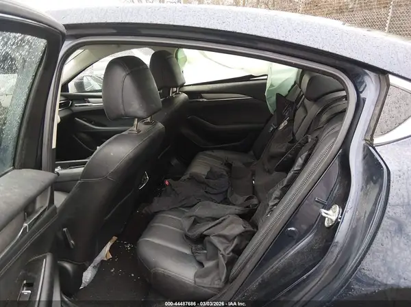 JM1GL1VM5L1527425 2020 MAZDA 6 - Image 8