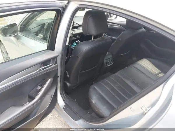 JM1GL1VM6J1313735 2018 MAZDA 6 - Image 8