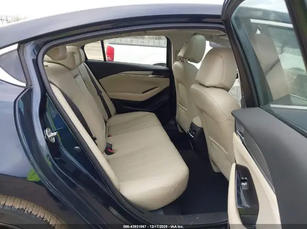 JM1GL1VM7L1515650 2020 MAZDA 6 - Image 8