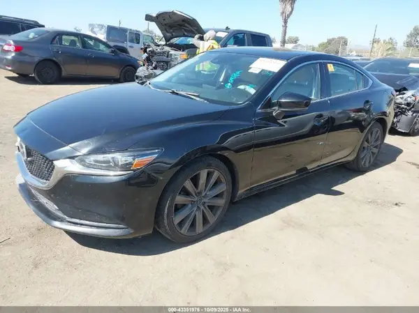 JM1GL1VM8J1306687 2018 MAZDA 6 - Image 2