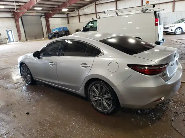 JM1GL1VM8J1312117 2018 MAZDA 6 - Image 2