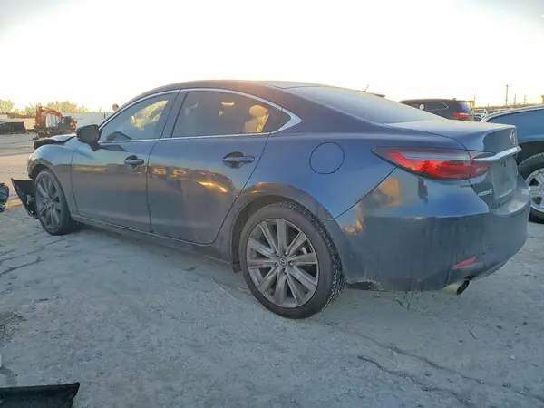 JM1GL1VM8J1315129 2018 MAZDA 6 - Image 2