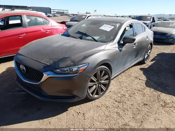 JM1GL1VM8J1319097 2018 MAZDA 6 - Image 2