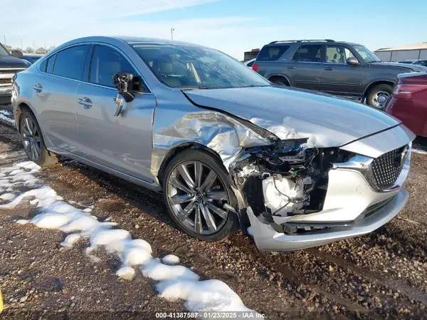 JM1GL1VM8J1331783 2018 MAZDA 6 - Image 1