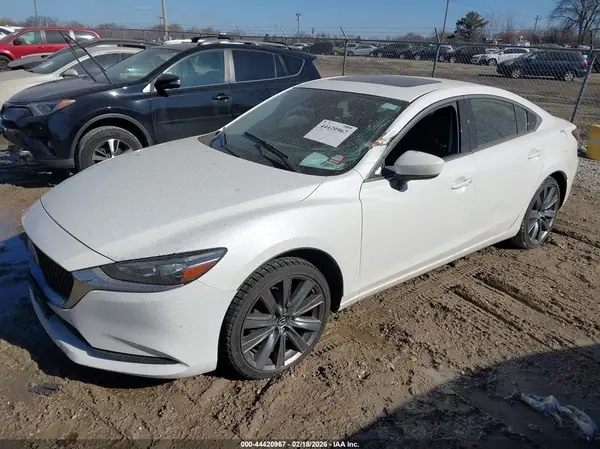 JM1GL1VMXJ1311177 2018 MAZDA 6 - Image 2