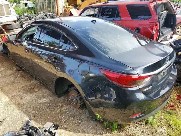 JM1GL1W50H1107022 2017 MAZDA 6 - Image 2