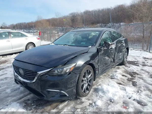 JM1GL1W53H1121898 2017 MAZDA 6 - Image 2