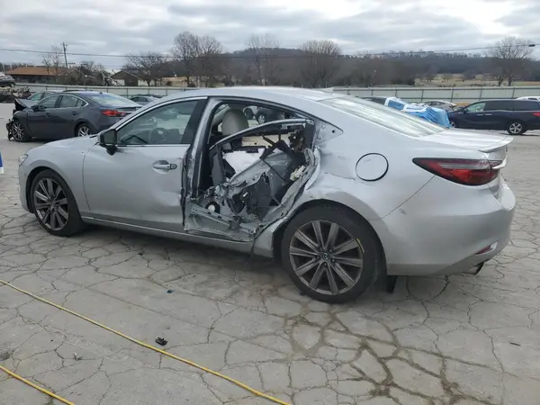 JM1GL1WY3J1332826 2018 MAZDA 6 - Image 2