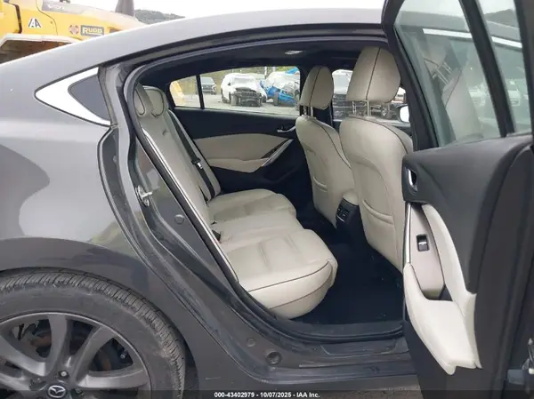 JM1GL1X54H1115073 2017 MAZDA 6 - Image 8