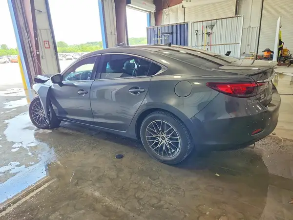JM1GL1X54H1123027 2017 MAZDA 6 - Image 2