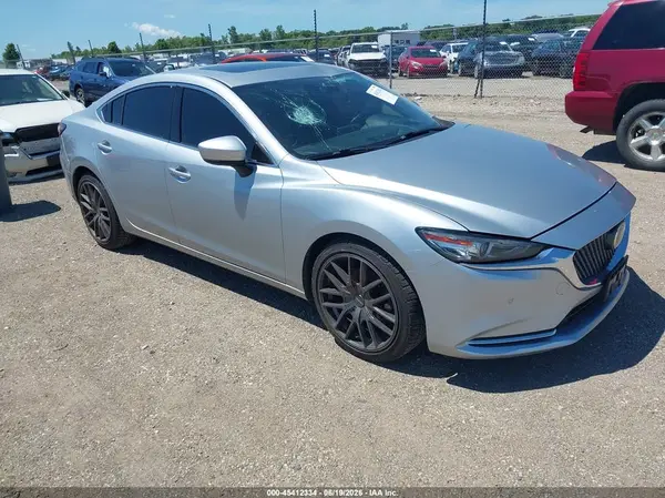 JM1GL1XY6J1319566 2018 MAZDA 6 - Image 1
