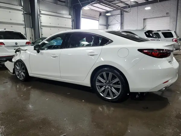 JM1GL1XY6J1324203 2018 MAZDA 6 - Image 2