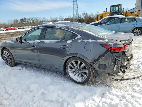 JM1GL1XY7J1319057 2018 MAZDA 6 - Image 2