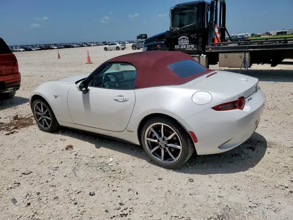 JM1NDAA72L0417636 2020 MAZDA MX-5 - Image 2