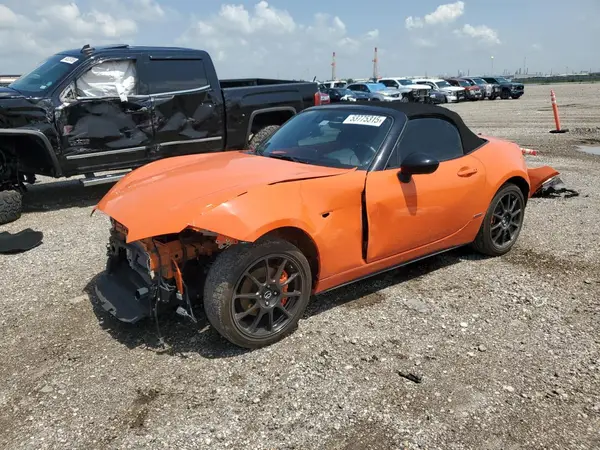 JM1NDAA79K0400296 2019 MAZDA MX-5 - Image 1