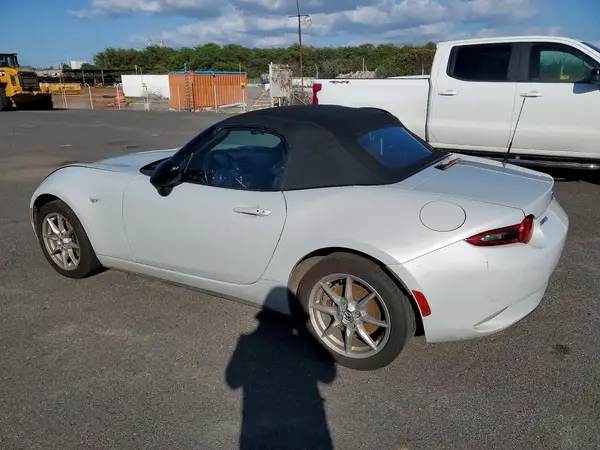 JM1NDAB70G0109689 2016 MAZDA MX-5 - Image 2