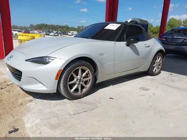 JM1NDAB70G0118067 2016 MAZDA MX-5 - Image 2