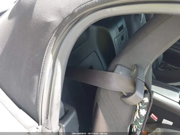 JM1NDAB70G0118067 2016 MAZDA MX-5 - Image 8