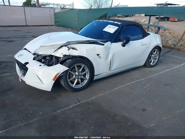 JM1NDAB71G0106963 2016 MAZDA MX-5 - Image 2