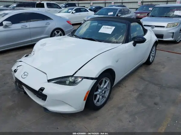 JM1NDAB71H0121254 2017 MAZDA MX-5 - Image 2