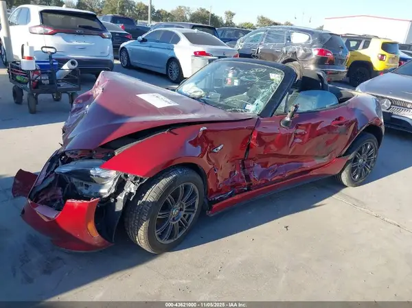 JM1NDAB71K0306329 2019 MAZDA MX-5 - Image 2