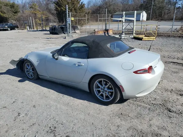 JM1NDAB72H0123322 2017 MAZDA MX-5 - Image 2