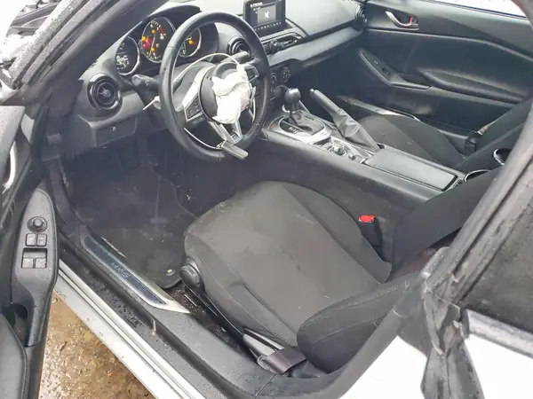 JM1NDAB72K0303245 2019 MAZDA MX-5 - Image 8