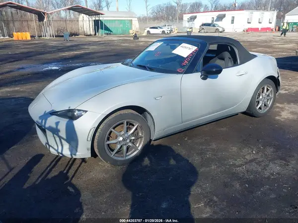 JM1NDAB73G0105586 2016 MAZDA MX-5 - Image 2
