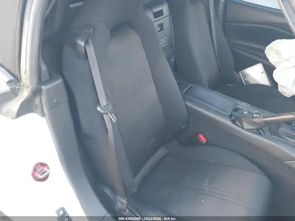 JM1NDAB75K0300176 2019 MAZDA MX-5 - Image 8