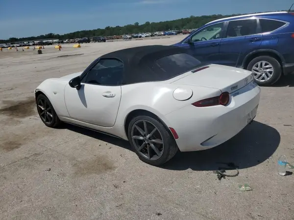 JM1NDAB77H0123591 2017 MAZDA MX-5 - Image 2