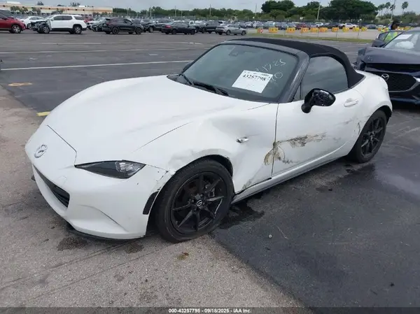 JM1NDAB77M0451927 2021 MAZDA MX-5 - Image 2