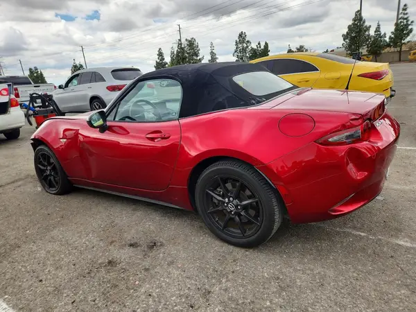 JM1NDAB78L0414335 2020 MAZDA MX-5 - Image 2