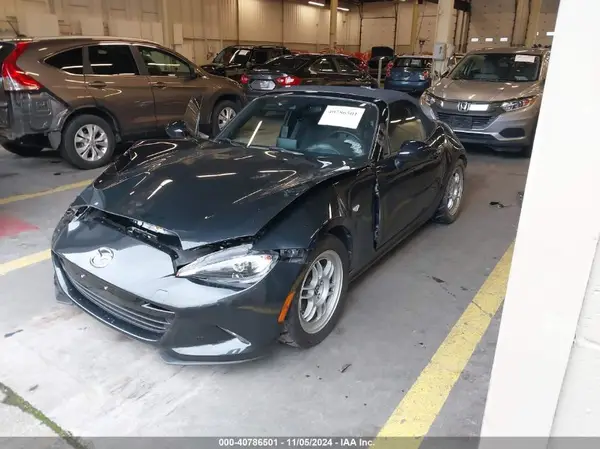 JM1NDAB79K0306000 2019 MAZDA MX-5 - Image 2