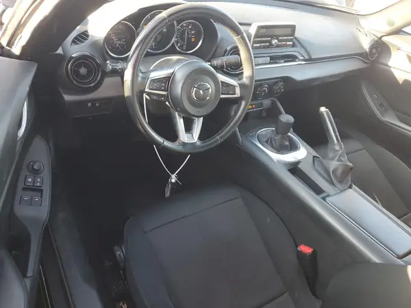 JM1NDAB7XH0122919 2017 MAZDA MX-5 - Image 8