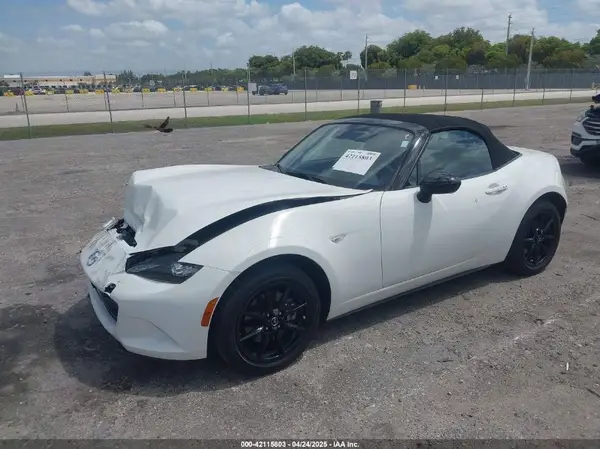 JM1NDAB7XL0417995 2020 MAZDA MX-5 - Image 2
