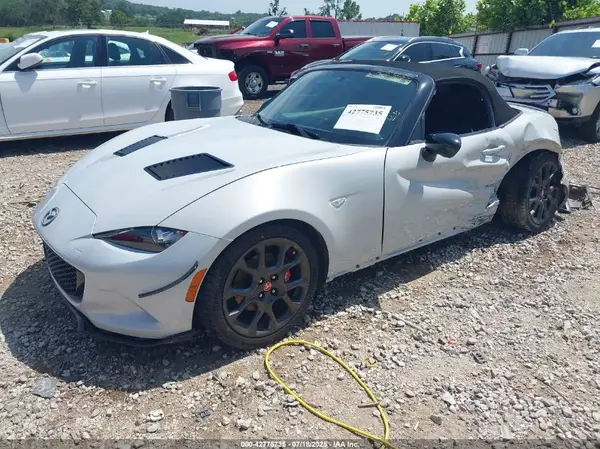 JM1NDAC70G0105284 2016 MAZDA MX-5 - Image 2
